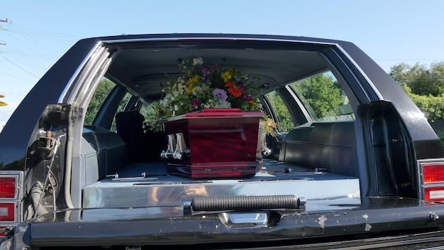 The Honda Ridgeline's bed, showcasing the in-bed trunk and dual-action tailgate. A person loads groceries into the in-bed trunk, highlighting its practicality and convenience.